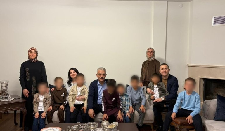 652525753-1334080972090560-85629