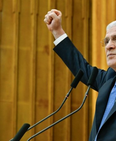 Dervişoğlu'ndan Numan Kurtulmuş'a sert tepki: "Türkiye'yi darbeyle mi tehdit ediyorsun?"